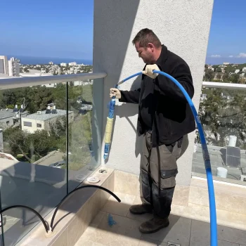 עבודה מוצלח עם הרובוט IMS המדהים שלנו והיום חתכנו ברגים בצינור ניקוז